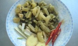 爆料酸菜的视频,揭秘腌制酸菜背后的惊人真相