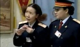 候车室的故事在线观看,一场跨越时空的感人邂逅