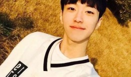 娱乐吃瓜酱开朗大男孩,揭秘开朗大男孩的欢乐生活